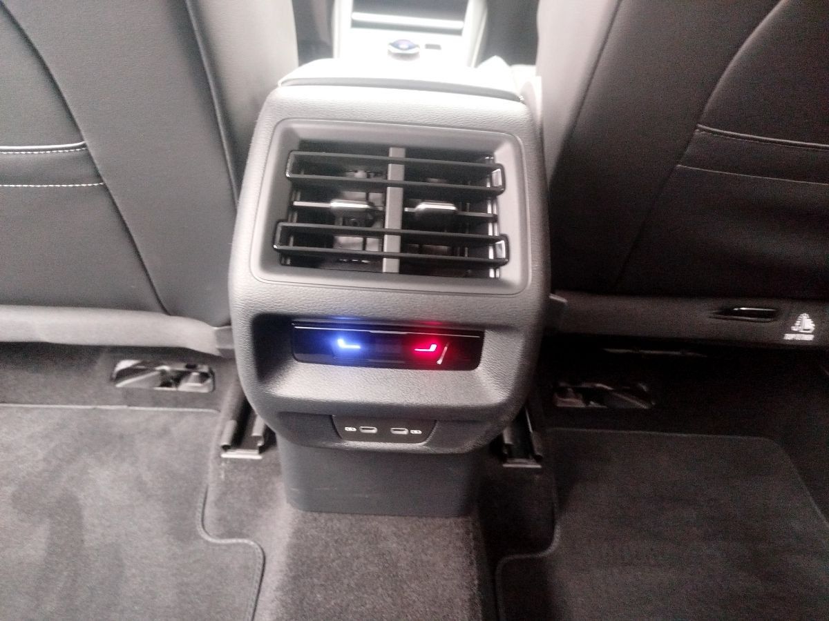 Volkswagen Tiguan - Bild 17