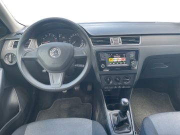 Skoda Rapid - 7