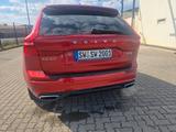 Volvo XC60 B5 AWD R Design Geartronic R Design - rote Volvo XC60