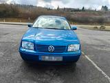 Volkswagen Vw Bora 1,6i 2003 - Volkswagen Bora in Stuttgart