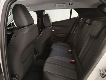 Peugeot 2008 - 11