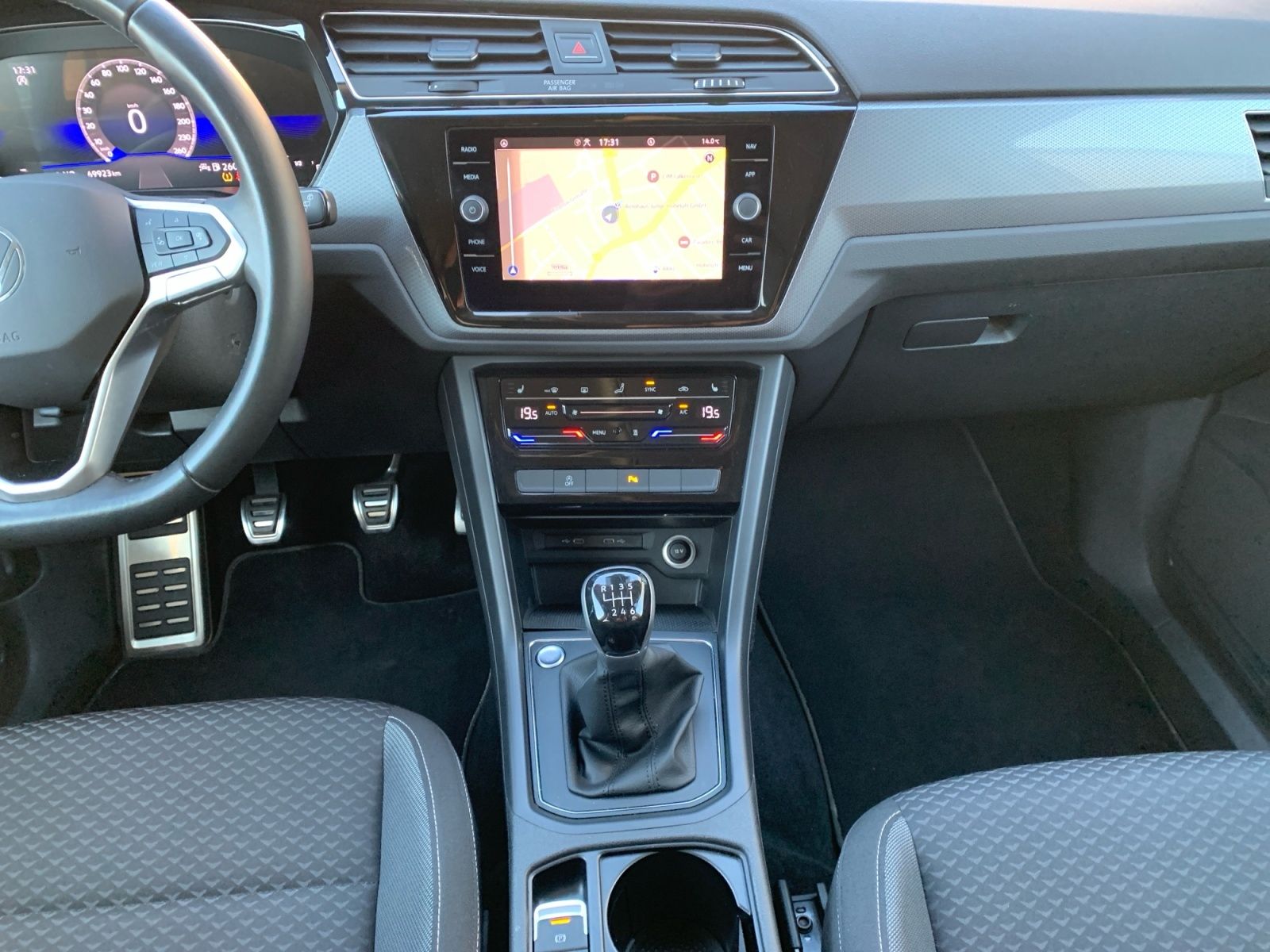 Volkswagen Touran - Bild 19