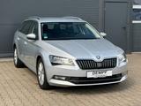 Skoda Superb Combi Style*CarPlay*Bi-Xenon*SHZ*ACC*AHK* - Skoda Superb in Augsburg