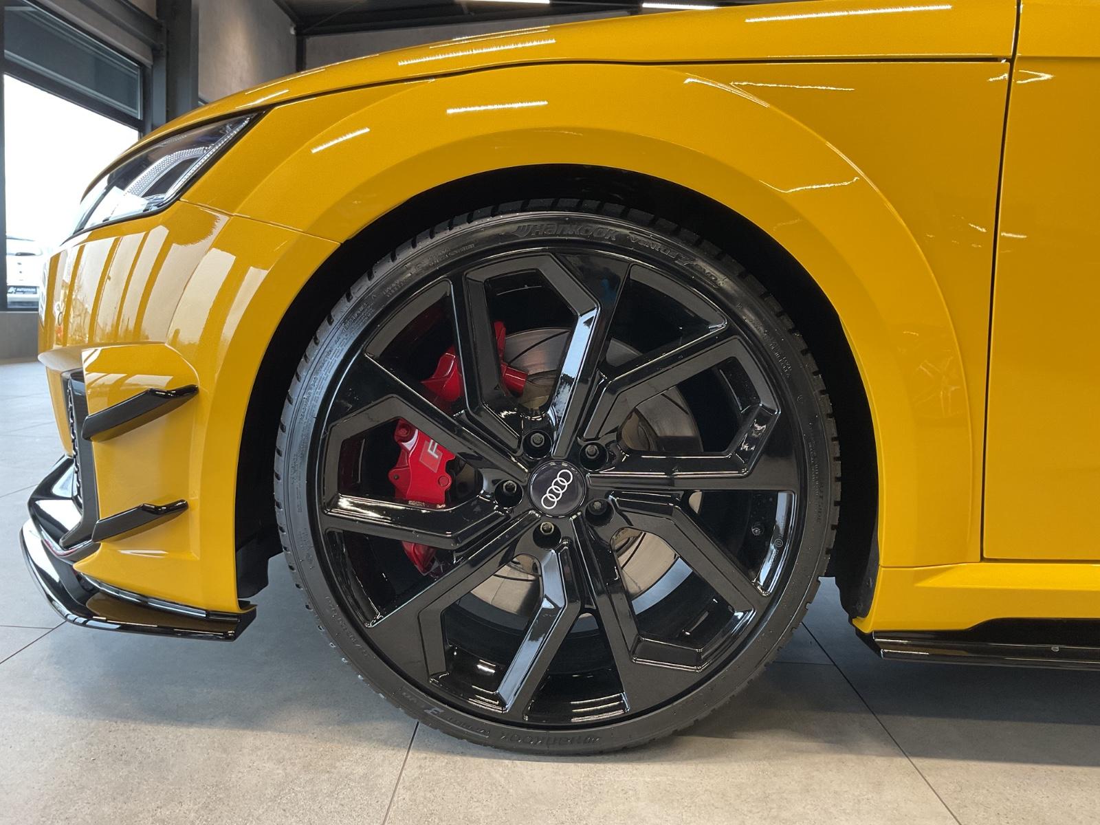 Audi TT RS Coupe Akropovic B&O Matrix 440PS 280km/h