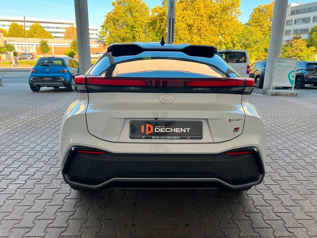 Fahrzeugabbildung Toyota C-HR 2.0 Plug-In Hybrid FWD GR Sport JBL NAVI