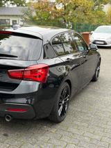 BMW M140i Special Edition - - schwarze BMW M140i