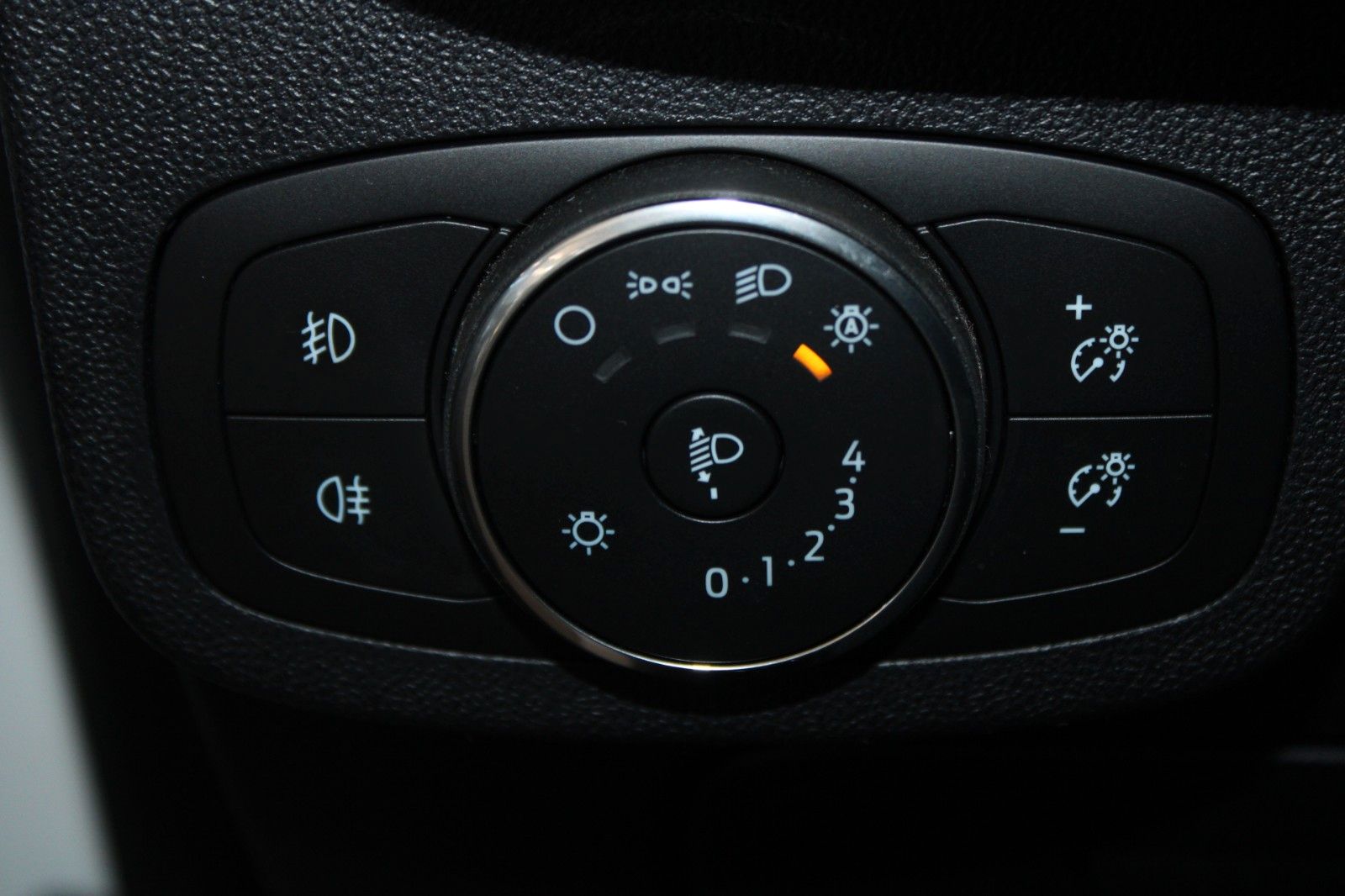 Fahrzeugabbildung Ford Fiesta Cool&Connect 5-trg KLIMA LED WinterPaket