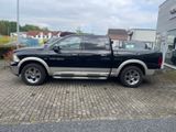 Dodge RAM Laramie Crew Cab 5.7l Hemi V8 4x4 - Dodge RAM: Schwarz