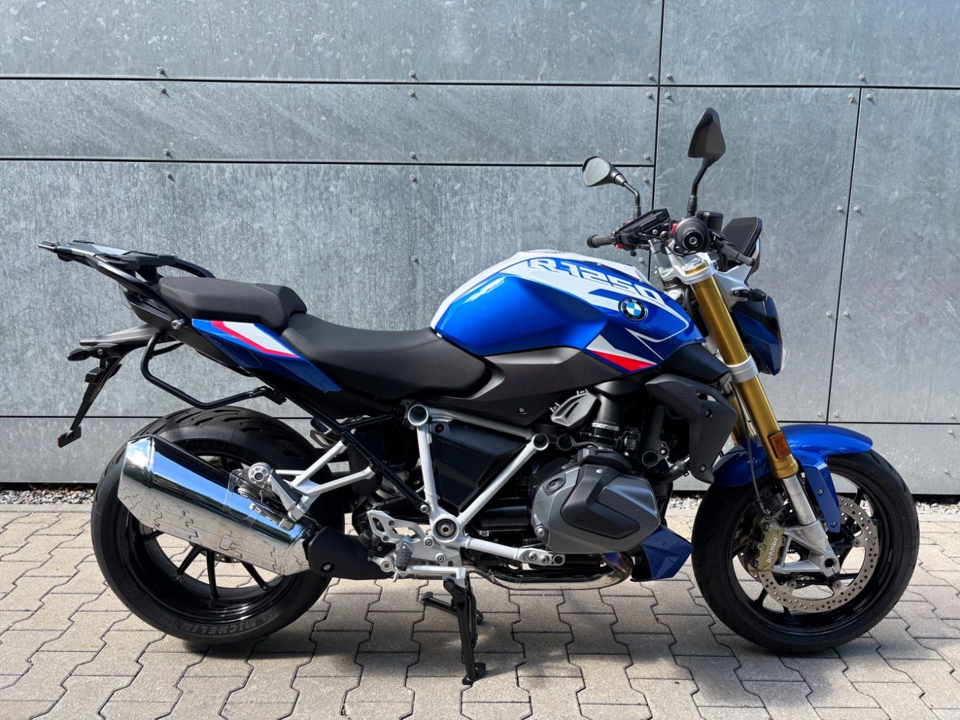 Fahrzeugabbildung BMW R 1250 R Style Sport 4 Pakete
