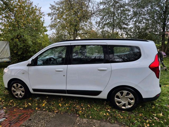 Dacia Lodgy TCe 115 Stepway mit Allwetterr...