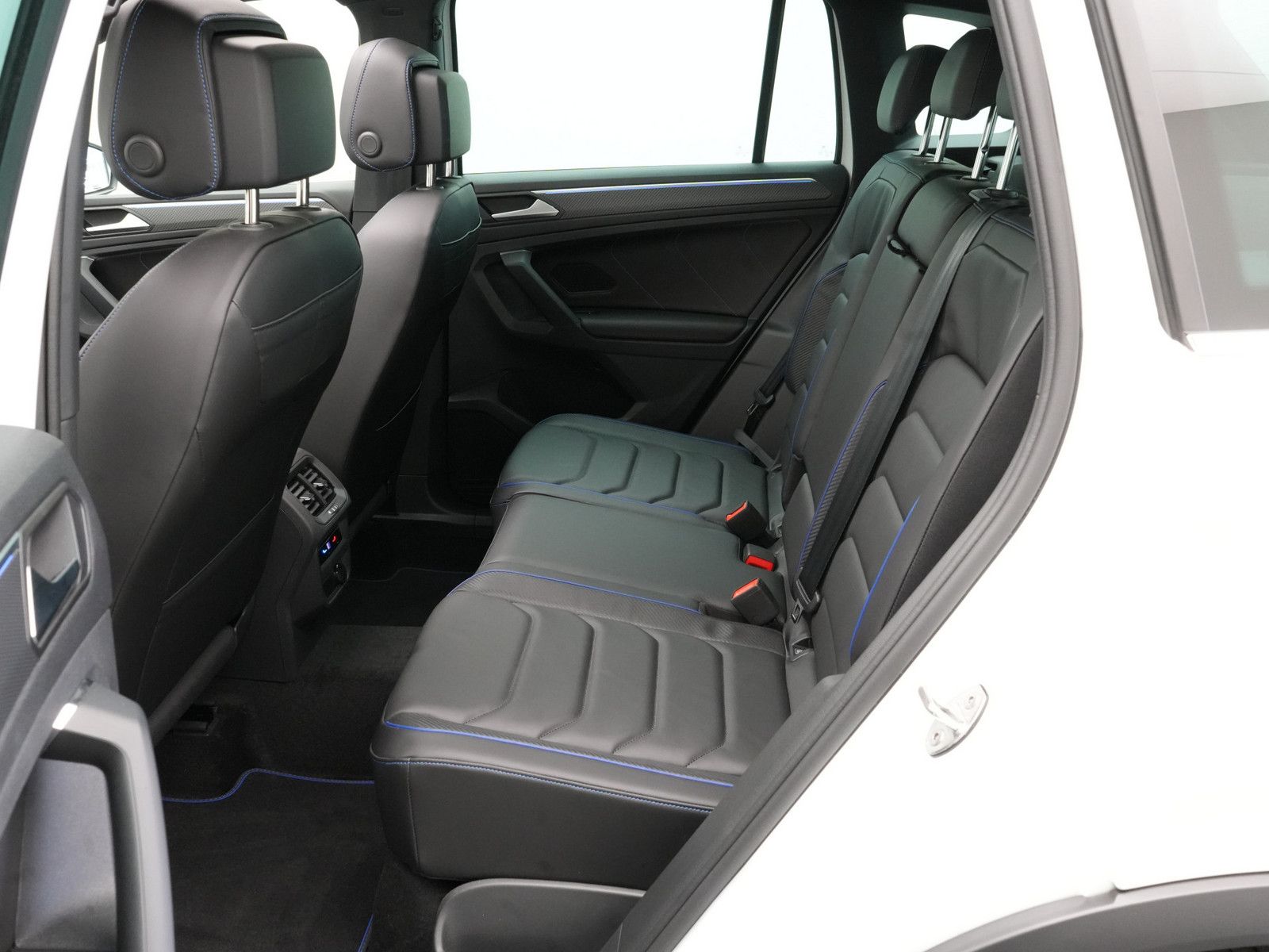 Volkswagen Tiguan - Bild 11