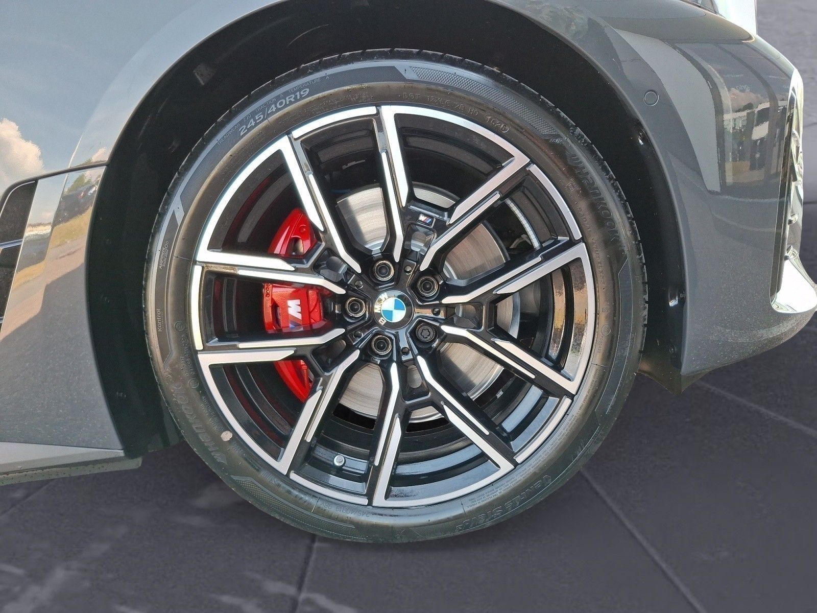 BMW i4 - Bild 12