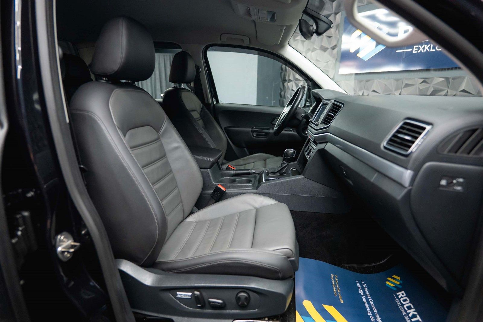 Fahrzeugabbildung Volkswagen Amarok V6 Highline 4Motion BLACK OFFROAD Edition