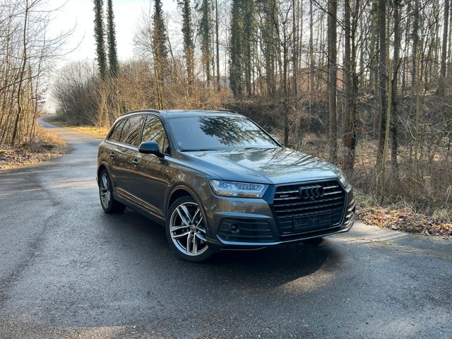 Audi Q7 50 TDI quattro