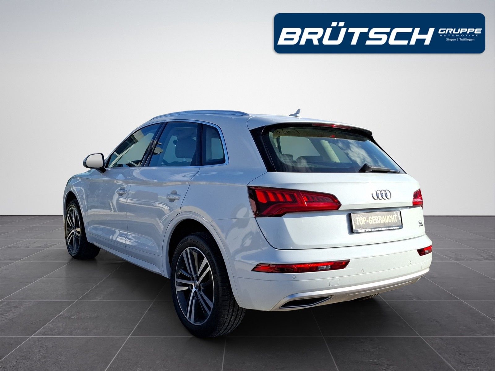 AUDI Q5 40 TDI quattro sport S-TRONIC / LEDER / AHK / - Image 3