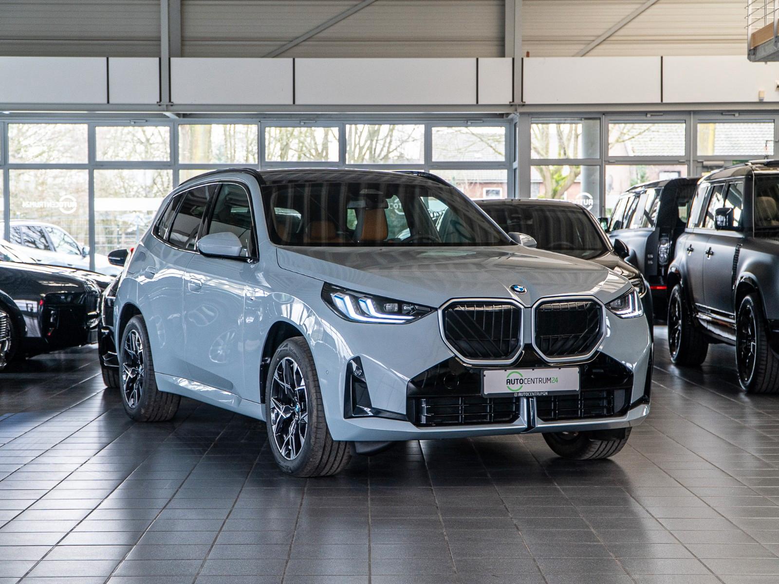 BMW X3 20i xDrive M Sport Pano Memo HK