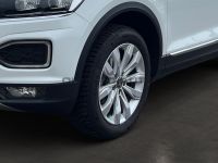 Volkswagen T-Roc  1.5 TSI Sport NAVI KAMERA AHK SHZ - Image