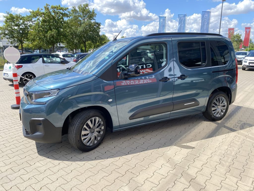 Fahrzeugabbildung Citroën Berlingo M Benzin 110 PLUS *Sitzh.*Cam*Klimaau.*