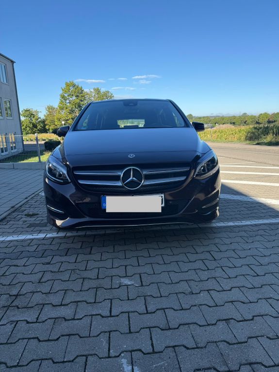 Image of Mercedes-Benz B 200