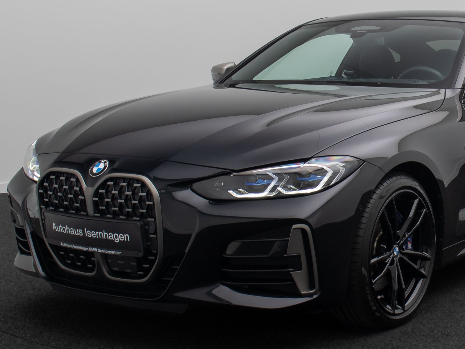 Fahrzeugabbildung BMW M440i xD Coupé Laser HUD Kamera DAB Komfort 19"