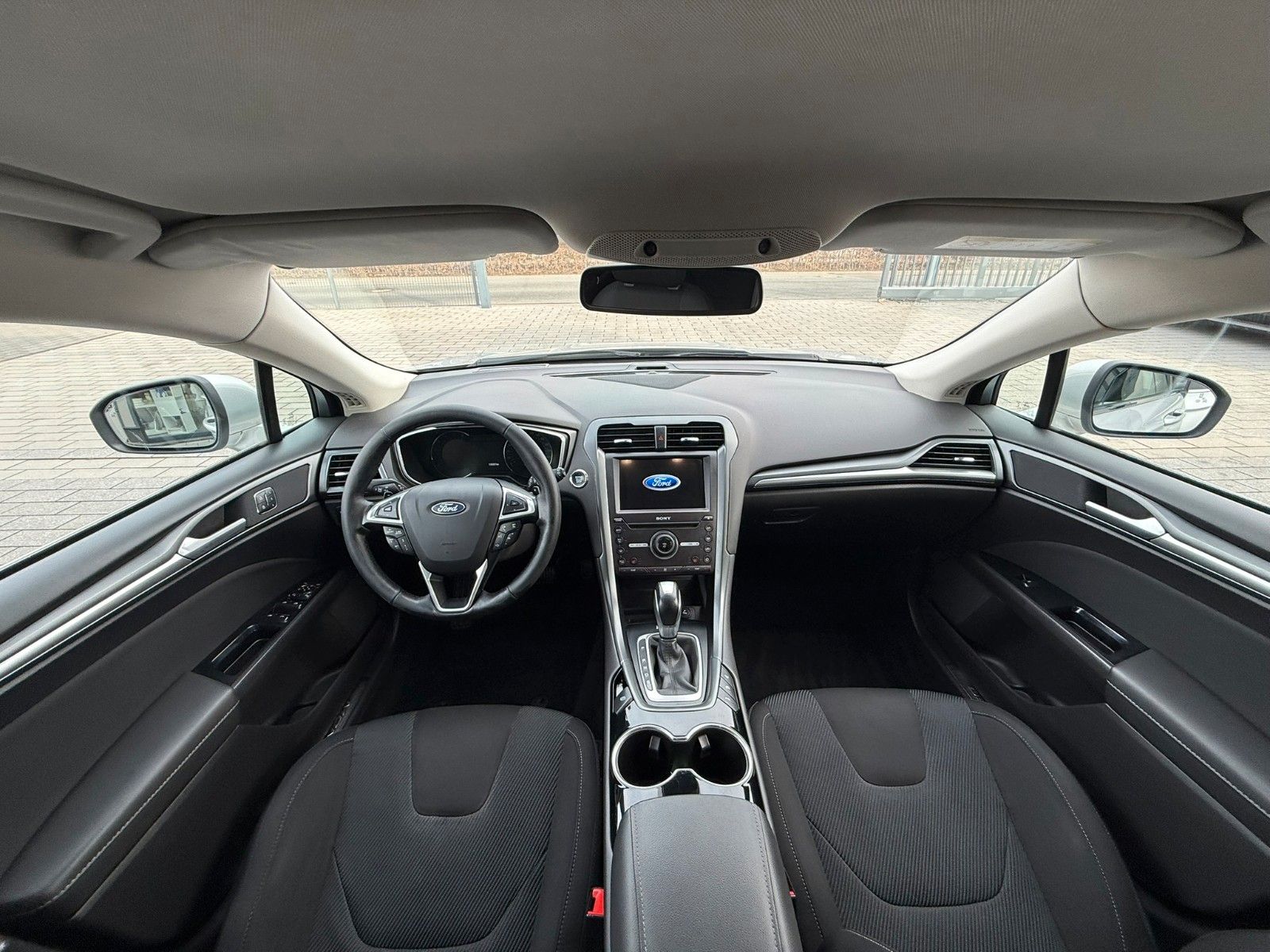 Fahrzeugabbildung Ford Mondeo Turnier Titanium