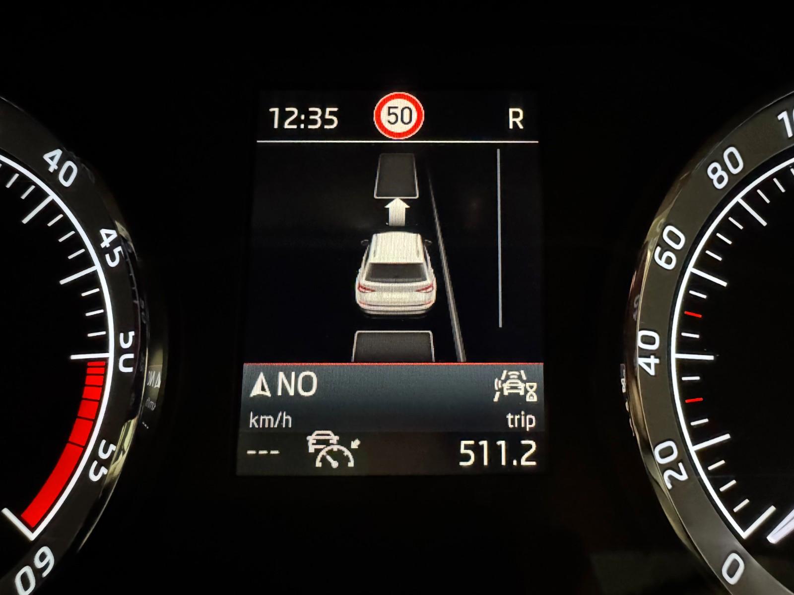 Skoda Kodiaq AMBITION CLEVER 2.0 TDI*AHK*MATRIX*KESSY*, миниатюра 13