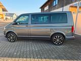 Volkswagen T6 Caravelle - Volkswagen T6 Caravelle aus 2016