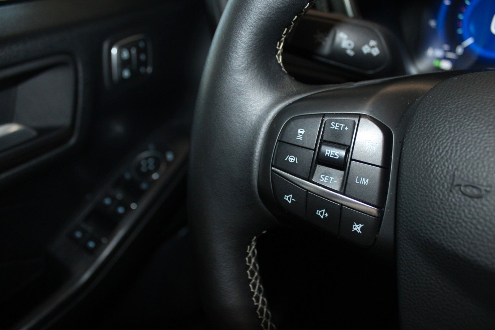 Fahrzeugabbildung Ford Kuga 2.5 PHEV Vignale Aut. LED B&O el. AHK uvm