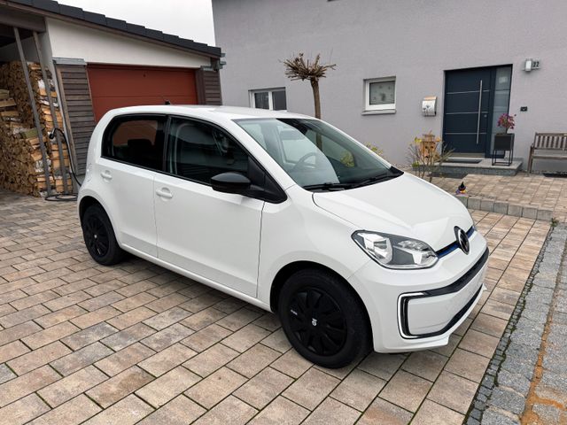 Volkswagen e-Up! DAB - PDC - LED - MuFu - HU NEU - 8-Fach