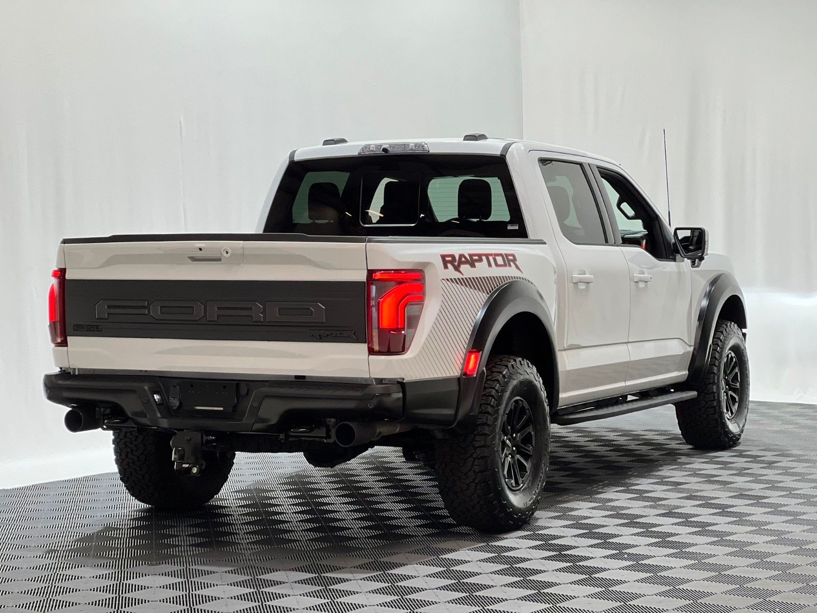 Fahrzeugabbildung Ford F-150 RAPTOR  EcoBoost®  3.5L V6 *MY25*