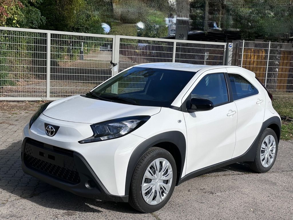 Image of Toyota Aygo (X)