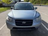 Hyundai Santa Fe 2.2 CRDi GLS - Hyundai Santa Fe GLS mit Diesel-Antrieb