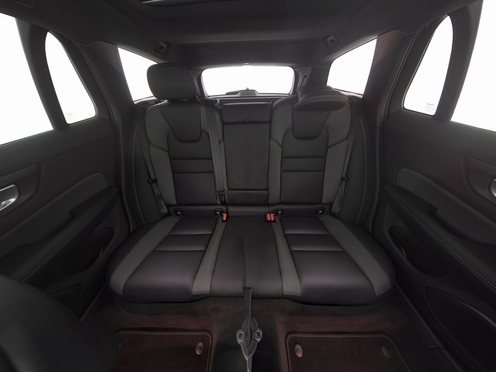 Volvo V60 CC B4 Diesel AWD Geartronic Ultimate foto 5