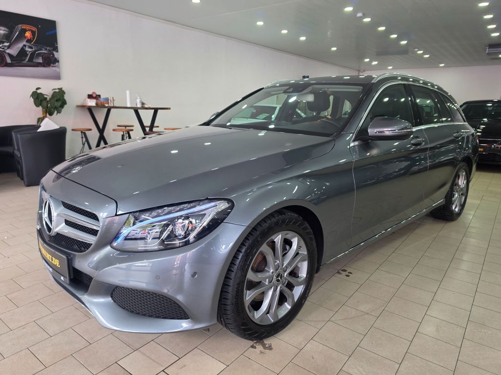 Image of Mercedes-Benz C 220