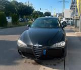 Alfa Romeo 147 1.9 JTD 8V M-Jet Distinctive Distinctive - Alfa Romeo 147 mit Schiebedach