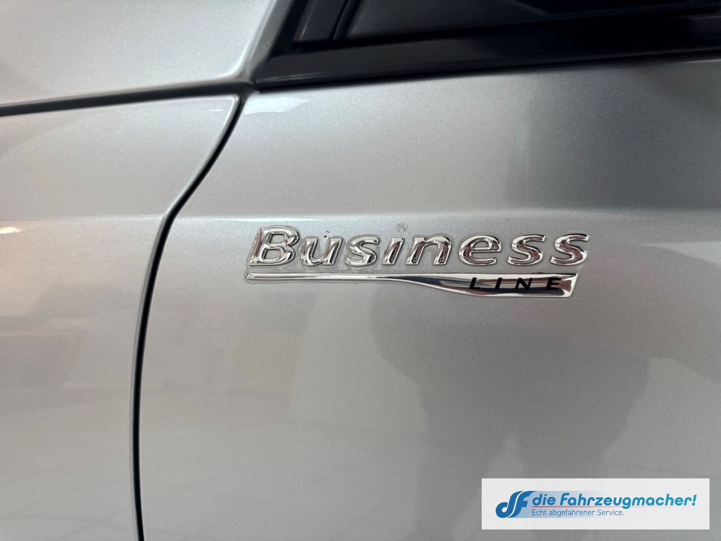 Fahrzeugabbildung Peugeot 308 SW Business-Line 1.6 BlueHDi 120 FAP 2-Zonen