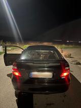 Mercedes-Benz C230 - schwarze Mercedes-Benz 230