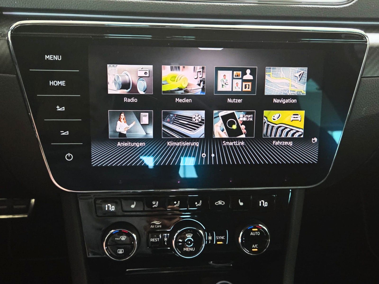 SKODA Superb — zdjęcie 15