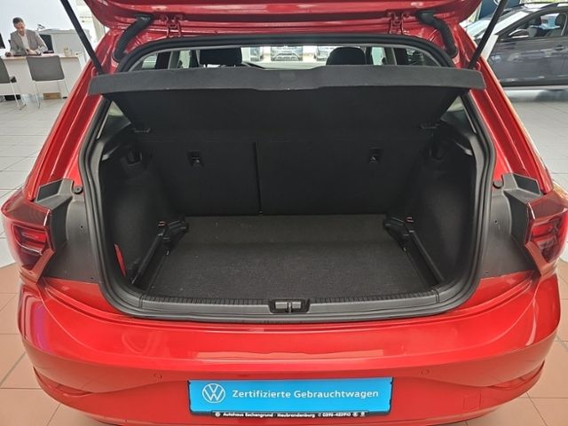 Fahrzeugabbildung Volkswagen Polo 1.0 TSI 7-Gang DSG Move NAVI AHK RFK ACC LM