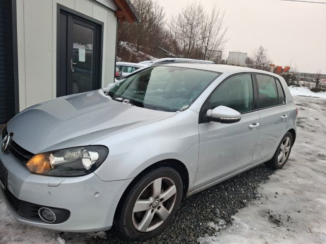 Volkswagen Golf 1.4 TSI 90 kW Team