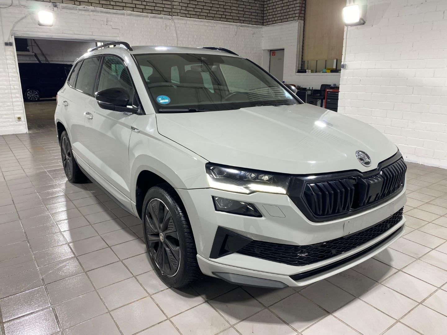 Skoda Karoq 1.5 TSI DSG Sportline AHK/Kam/Navi