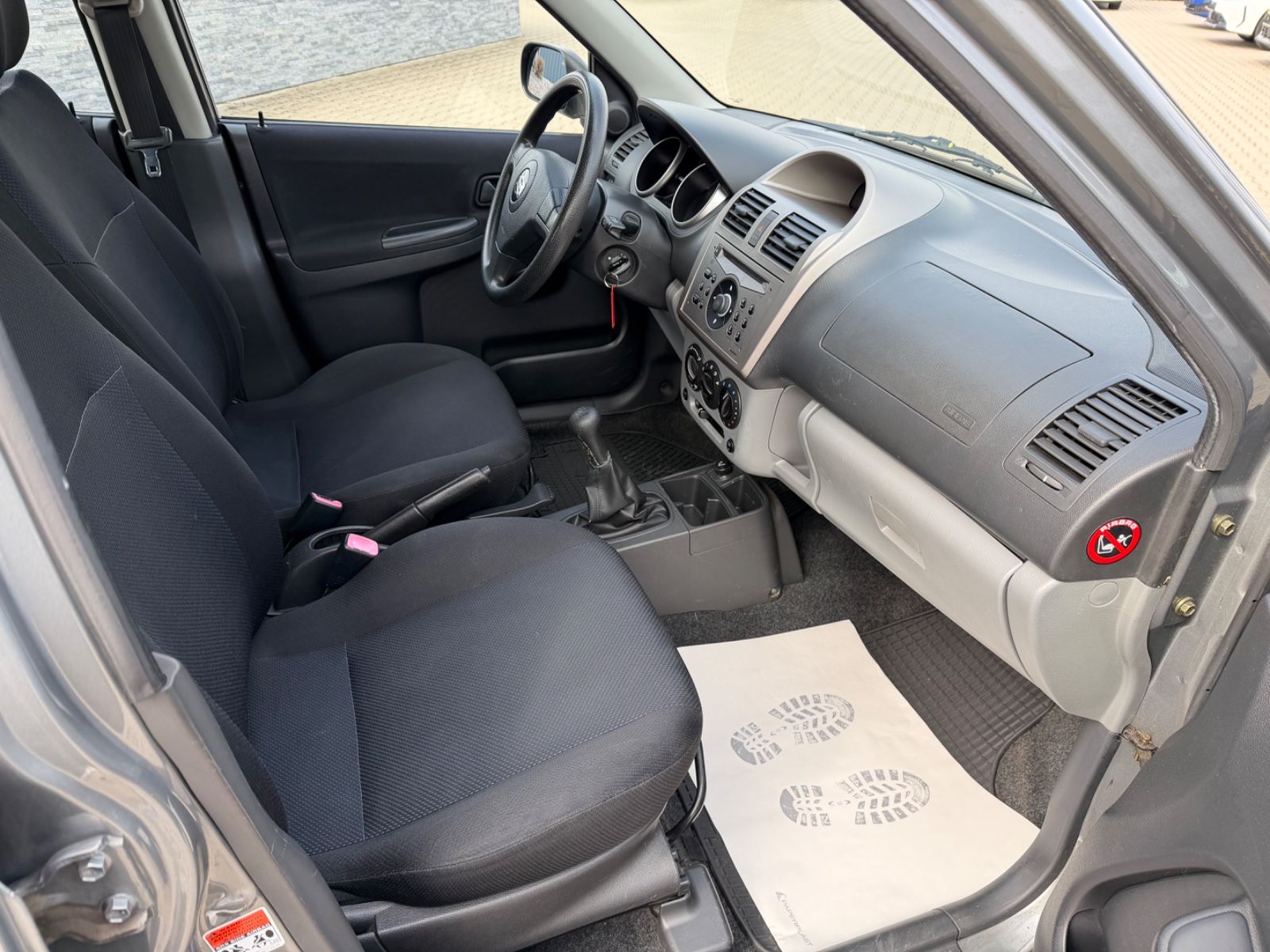 Fahrzeugabbildung Suzuki Ignis 1.5i°Allrad°Tüv 3-28°1.Hand°8-fach°