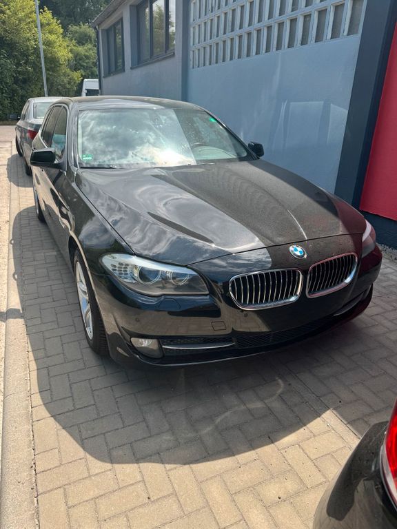 Image of BMW 520