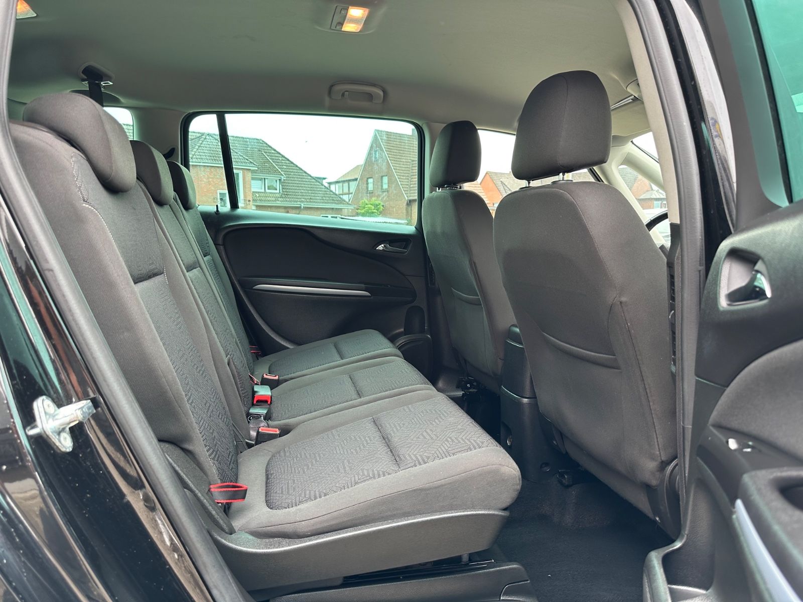 Fahrzeugabbildung Opel Zafira 1.4 Turbo ON 7-Sitze/Navi/Shzg/GRA/BT