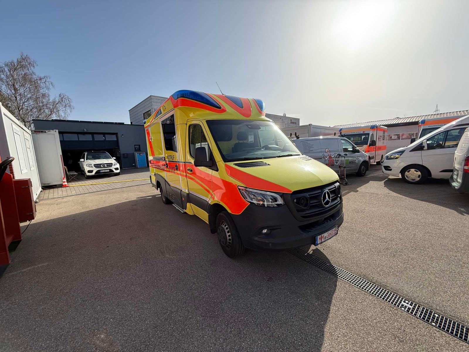 Mercedes-Benz Sprinter III  Powerload Ambulanzmobile  TIGIS