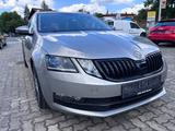 Skoda Octavia Combi Style - Skoda Octavia: Style