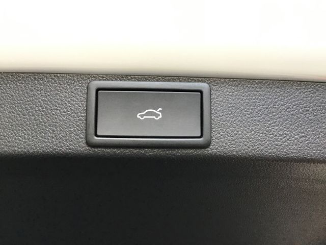 Fahrzeugabbildung Skoda Octavia Combi 1.5 TSI Selection DSG/Navi/RFK/ACC