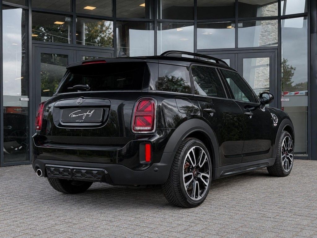 MINI John Cooper Works Countryman 1.5 SE ALL4 JCW - P imagem 3