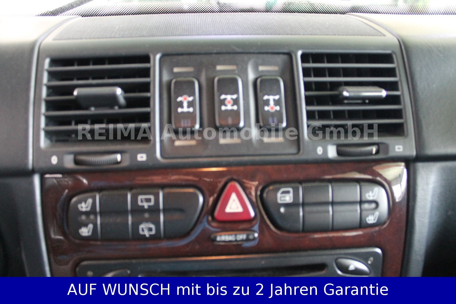 Fahrzeugabbildung Mercedes-Benz G 400 CDI AWD, Schiebedach, Navi, Leder