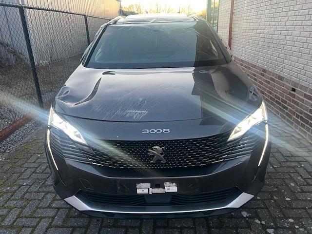 Peugeot 3008 PureTech 130 EAT8 GT   *Panorama glasdach *
